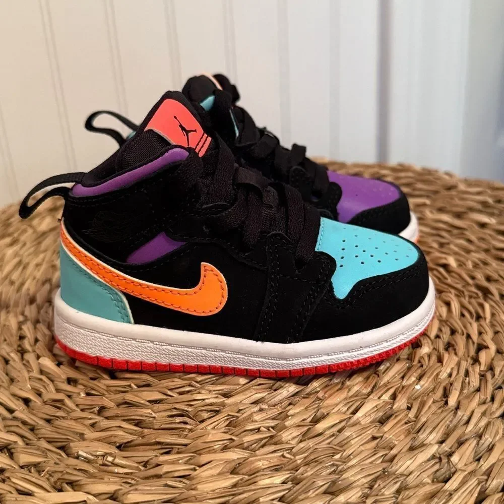 Nike Colorful Kids' High-Top Sneakers - 5C - NWOB